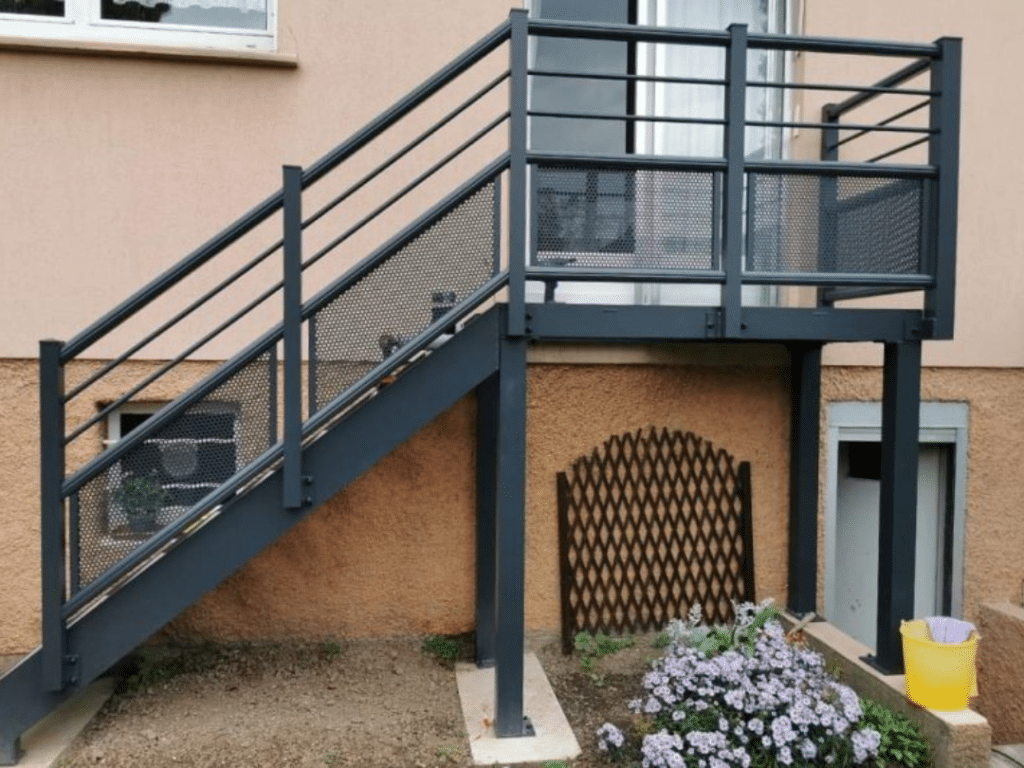 3 1024x768 Escaliers en aluminium sur mesure à Altkirch